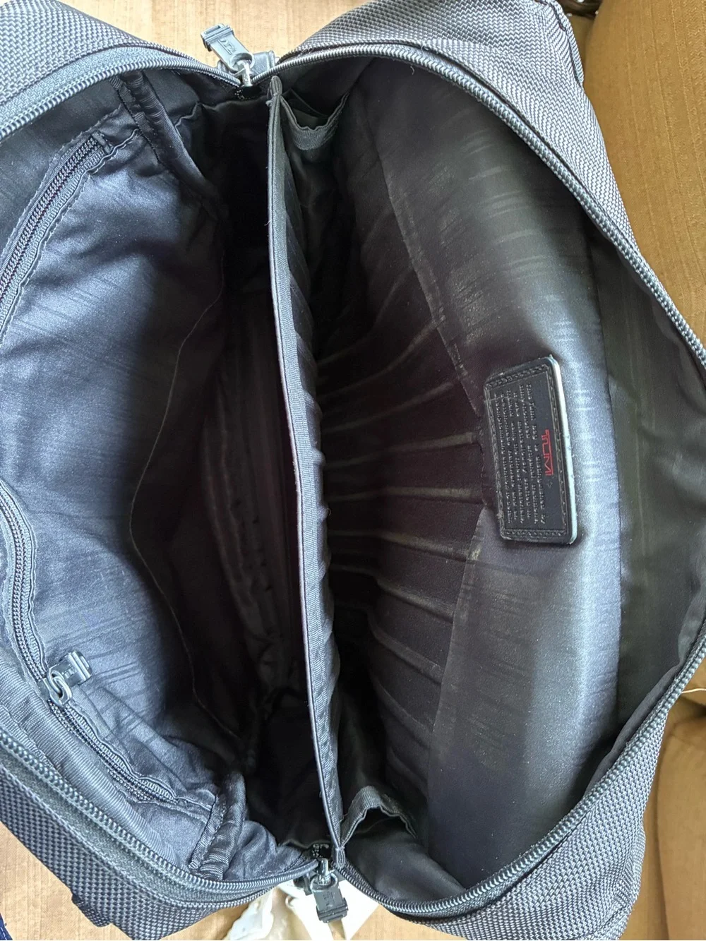 Tumi Black Nylon Convertible Backpack Shoulder Strap Messenger Bag